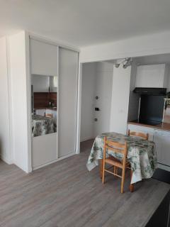 Studio Cosy vue Mer à deux pas du Port Santa Lucia - Saint Raphael - Saint-Raphaël - 0