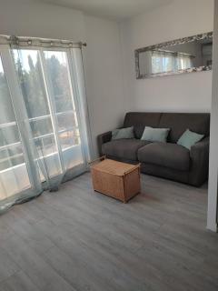 Studio Cosy vue Mer à deux pas du Port Santa Lucia - Saint Raphael - Saint-Raphaël - 7