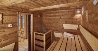 Aktivhotel & Gasthof Schmelz Ihr Urlaubs Hotel in Inzell mit Wellness Hallenbad, Alpensauna & Dampfbad - Inzell - 3