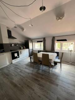 Big attic apartment near Tauron Arena - Cracovia - 2