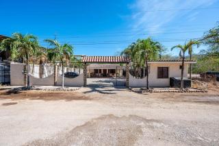Comfortable Vacation Home Steps from the Beach - Playa Grande - 1