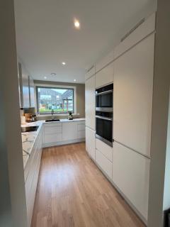 Modern 3 bedroom house with garden and free parking for rent in Stavanger during ONS Close to the airport - Sola - 2