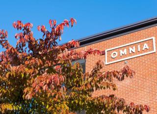 2 Bedroom Apartment with Private Sauna for 5 people 15 mins to Helsinki 56sq mt min 2 nights - 1