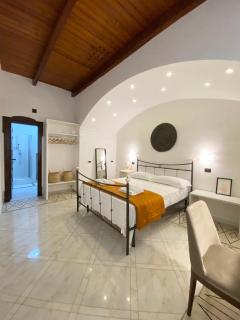 Casa intera con terrazzo - Naples - 8