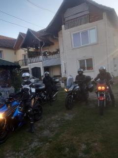 Casa Ioana - Căpăţîneni-Pămînteni - 0