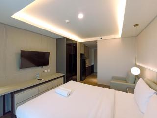 Comfort Studio at 10th Floor Mataram City Apartment By Travelio - Kejayan - 0