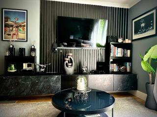 Stunning Luxury Croydon Apartment Gatwick Airport close - Purley - 0