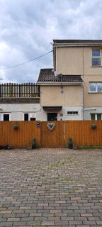 Hideaway Apartment nr. Zipworld - Aberdare - 2
