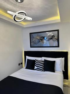 MAKATI Isabela Luxury - Manila - 7