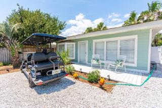 Dream Weaver Golf Cart Deals Private Pool 1 block to Beach - Destin - 6