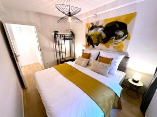 Stylisches 2-Zimmer Ambient Apartment in Alsternähe mit Kingsize-Bett & Schlafsofa - Amburgo - 4