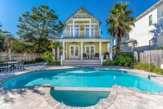 Yellow Pearl Pool heat GolfCart deals Steps2Beach - Destin - 6