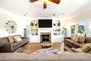 SunBelievable Heated Pool n Golf Cart Deals - 7