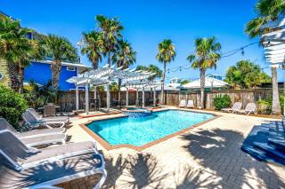 SunBelievable Heated Pool n Golf Cart Deals - Destin - 8