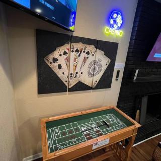 The Ultimate Game Night - Reconnect Stay Play - 8