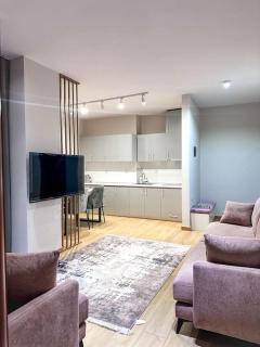 Elegant Rose City Center Oasis - Tirana - 1