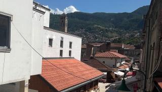 Sarajevo Luxury Apartment - 50 m from Old Sarajevo Clock Tower - Sarajevo - 4