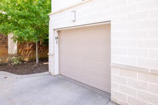 Luxury Downtown Townhome Unit 14 - Cleveland - 1