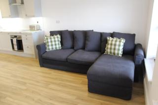 Modern, spacious one bed flat in heart of Monmouth - Monmouth - 9