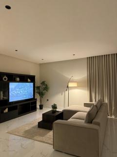 Sunrise Luxury Two Bedroom Apartment - Al Khobar - 0