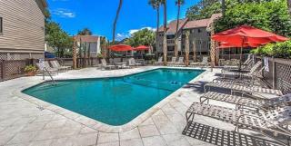 71 Moorings - Perfect for Family Fun and Relaxation! Steps to the Beach,Pool - 1