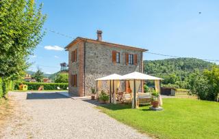 Pet Friendly Home In Arezzo With Wifi - Palazzo del Pero - 2