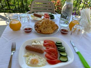 Hotel Vila Vreko B&B - Berat - 6