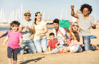 Dog Friendly 8 Berth Caravan At Dovercourt Holiday Park In Essex Ref 44504P - Great Oakley - 3