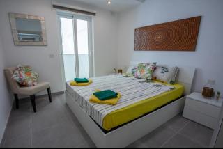 Modern Comfort in Sliema Location - Sliema - 6