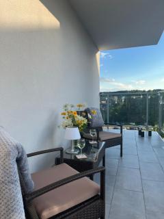 Apartament Słoneczny widok boczny na jezioro - 6