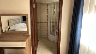 Corner luxury suit - 2