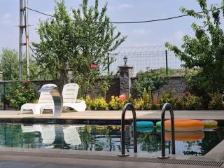 villa big green garden swimming pool - - 0