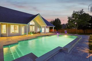 The Perfect Holiday Getaway 5BR 4BA with Pool and Hot Tub - 5