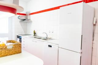 Spacious, Luxurious, and Charming Apartment in Premium Porto Location with PARKING - Porto - 4