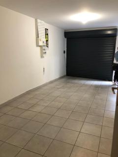 Maison avec garage - 9