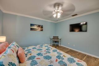 Bella's Paradise - Cape Coral - 2