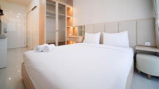 Cozy Studio Connected to Mall at The Vertu Apartment By Travelio - Surabaya - 0
