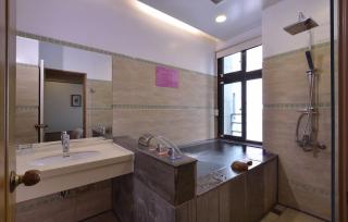 A-SAN Hot-Spring Hotel - 2