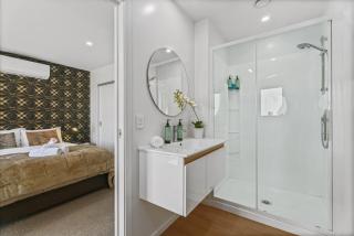 Luxury & Modern Living Home & Apartment - Queenstown - 8