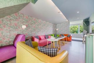 Happiness Pink B&B - 3