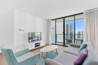 Breezy Seaview 2BR Apt in Broadbeach - Gold Coast - 9