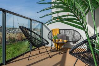 Dziwnow Luxurious Apartment No1 by the River by Renters Prestige - Dziwnów - 7