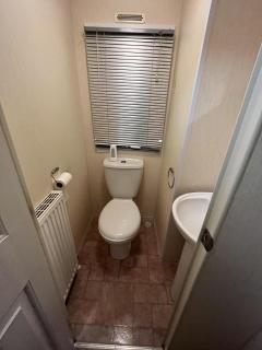 Stunning Caravan At Cherry Tree Holiday Park In Norfolk, Sleeps 8 Ref 70529C - Great Yarmouth - 1