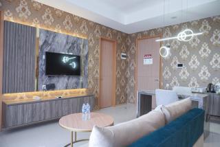 Nice and Comfy 2BR at Samara Suites Apartment By Travelio - Jacarta - 6