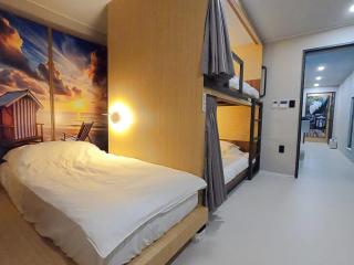 SokCho Station Hostel - 1