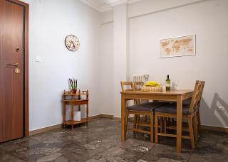 Entire Apt, 3rd Floor, 1 Bedroom, With Balcony - 3