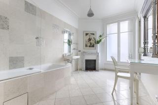 Invalides Pont Alexandre III Luxury Apartement 2BR - 5