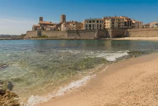 MAGNIFIQUE 3 P AVEC BALCON VUE PROXIMITE PLAGE - 2