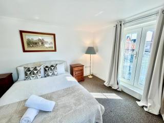 Mannys Apartment - Nice & Cozy 4Bed Flagship Lodge - 6