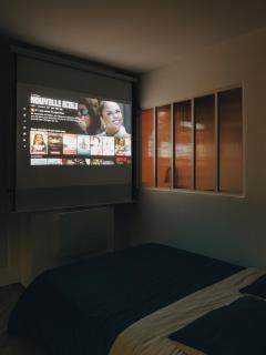 Alcova - Stade de France - Jacuzzi - Cinema - 2